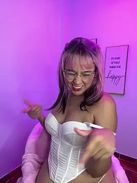 megan cl online show from February 4, 2025, 4:39 pm