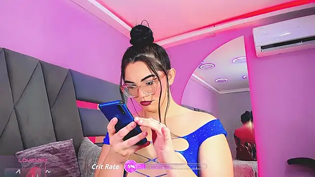 Snapshot of Dalis_Hills chatting on November 17, 2025, 12:31 pm Dalis Hills online show from November 17, 2025, 12:31 pm