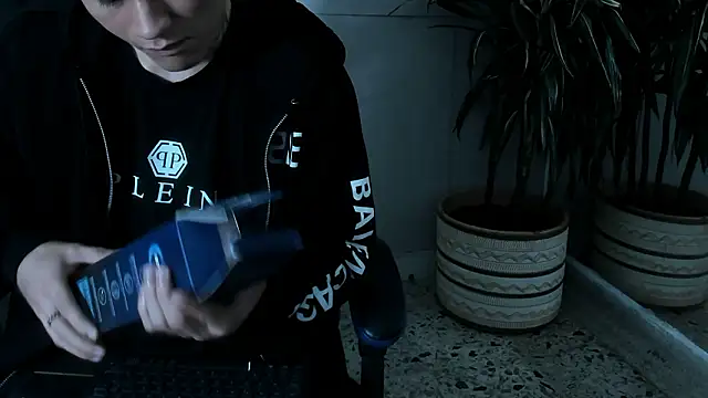 roan birkin online show from March 4, 2026, 7:32 pm