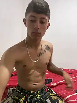 Andres324154 online show from September 18, 2025, 12:41 pm