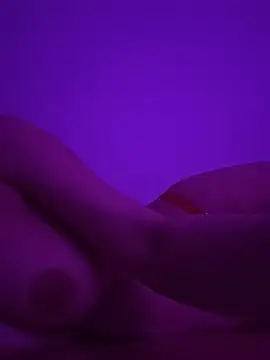 derineceasena online show from February 6, 2025, 11:53 am