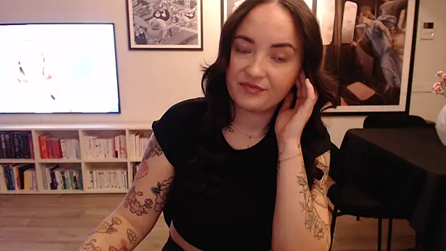 Orgasmille online show from February 18, 2025, 8:38 am