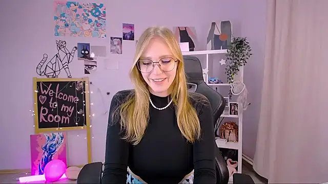 Snapshot of VeronicaAndersen chatting on February 19, 2025, 3:16 pm VeronicaAndersen online show from February 19, 2025, 3:16 pm