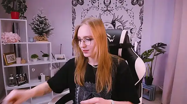 Snapshot of VeronicaAndersen chatting on February 17, 2025, 9:35 am VeronicaAndersen online show from February 17, 2025, 9:35 am