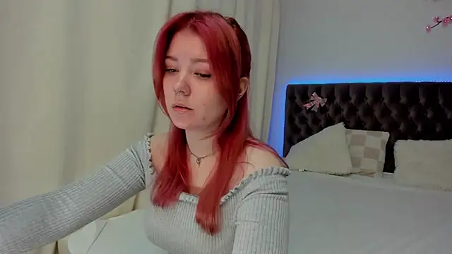 Ella Mayers online show from September 27, 2025, 12:00 pm