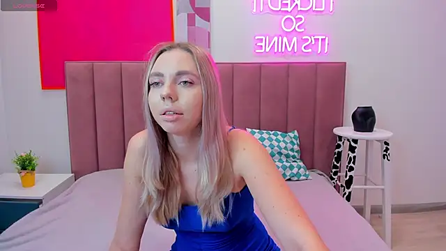 TessaAdorable online show from October 20, 2025, 1:40 am