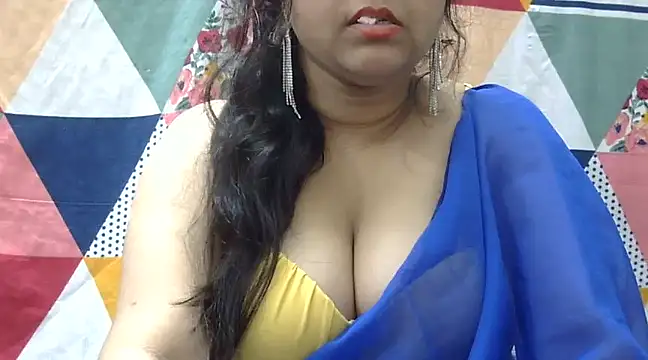 Snapshot of YOUR_RAHI48 chatting on February 9, 2025, 9:47 am YOUR RAHI48 online show from February 9, 2025, 9:47 am