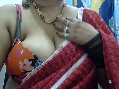 Snapshot of YOUR_RAHI48 chatting on September 10, 2025, 5:39 am YOUR RAHI48 online show from September 10, 2025, 5:39 am