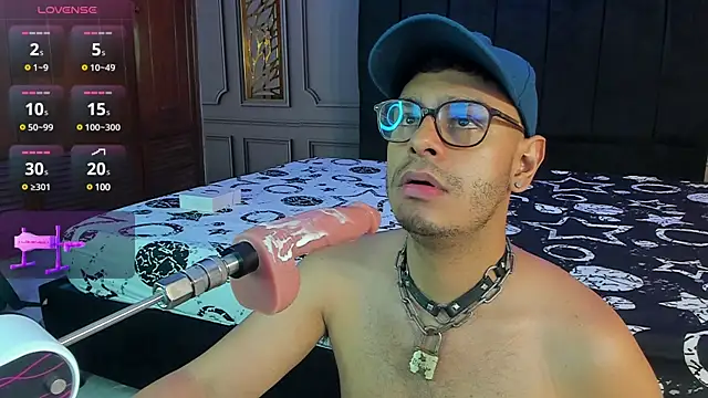 Snapshot of angel_fetish_ chatting on February 22, 2025, 10:07 am angel fetish online show from February 22, 2025, 10:07 am