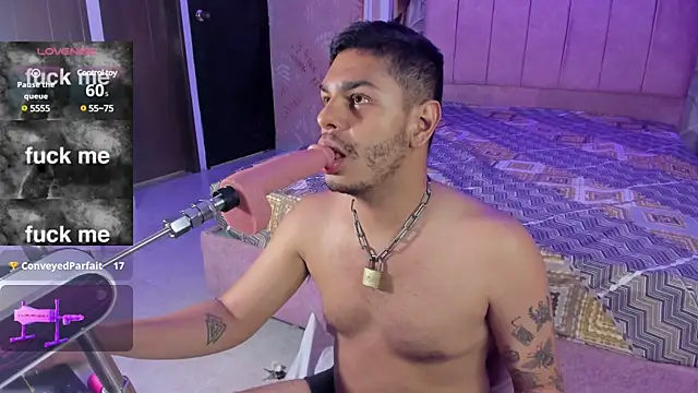 Snapshot of angel_fetish_ chatting on February 7, 2025, 8:11 am angel fetish online show from February 7, 2025, 8:11 am