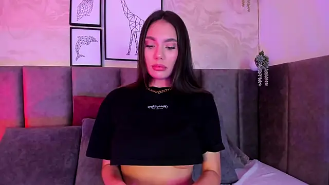 Alyssia Collins online show from February 6, 2026, 2:29 am