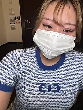 Snapshot of Rara__oo chatting on February 25, 2026, 5:13 pm Rara oo online show from February 25, 2026, 5:13 pm