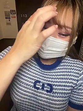 Snapshot of Rara__oo chatting on February 23, 2026, 6:41 pm Rara oo online show from February 23, 2026, 6:41 pm