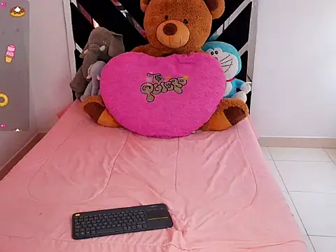 CatalinaSmith1 online show from October 10, 2025, 9:48 pm