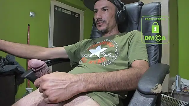 BigCumShoot online show from October 11, 2025, 4:13 am