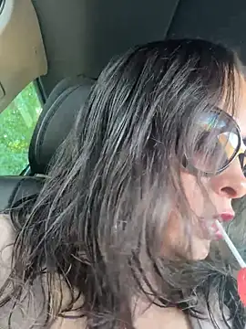 laarti online show from October 15, 2025, 3:09 pm