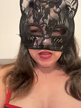 laarti online show from November 17, 2025, 2:43 pm