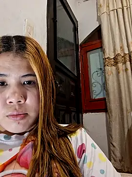 kimberlitaz online show from March 13, 2026, 4:39 am