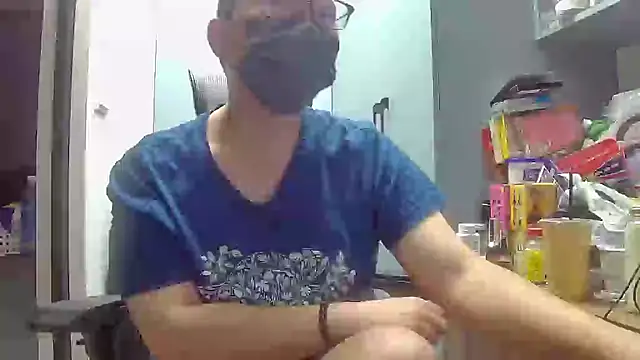 Snapshot of beartopslave chatting on October 29, 2025, 5:39 am beartopslave online show from October 29, 2025, 5:39 am