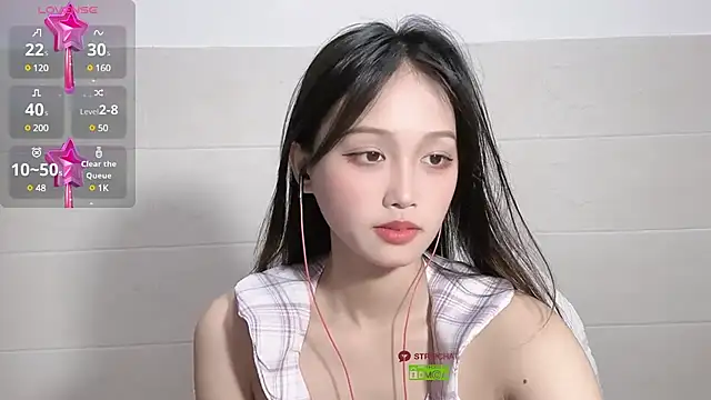 Snapshot of xunian71O chatting on February 15, 2025, 4:34 pm xunian71O online show from February 15, 2025, 4:34 pm