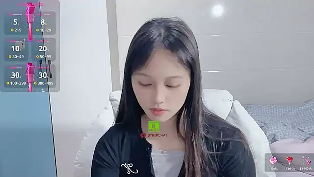 Snapshot of xunian71O chatting on February 24, 2025, 1:02 am xunian71O online show from February 24, 2025, 1:02 am