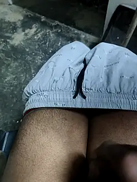 Snapshot of omni_333 chatting on March 1, 2026, 2:17 pm omni 333 online show from March 1, 2026, 2:17 pm