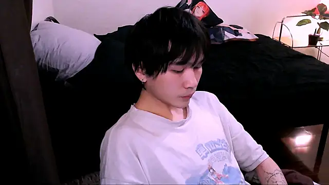 Snapshot of rennnuts chatting on November 22, 2025, 2:49 pm rennnuts online show from November 22, 2025, 2:49 pm