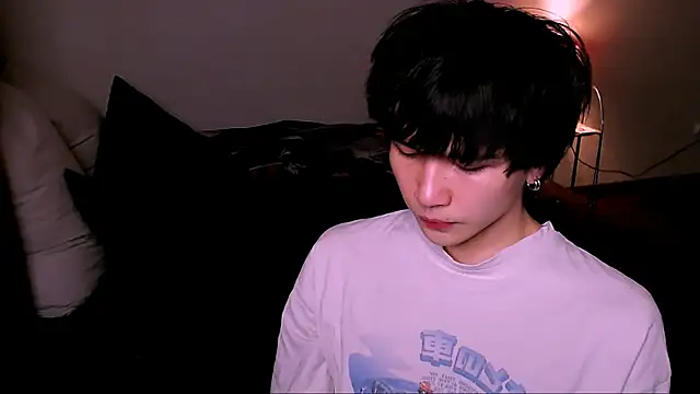 Snapshot of rennnuts chatting on November 11, 2025, 11:38 am rennnuts online show from November 11, 2025, 11:38 am