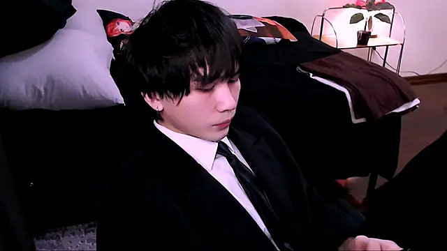 Snapshot of rennnuts chatting on November 21, 2025, 2:27 pm rennnuts online show from November 21, 2025, 2:27 pm