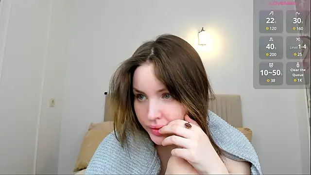 Lora Rosee online show from February 20, 2025, 7:12 am