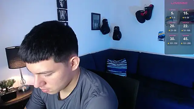 JamesCr  online show from April 15, 2026, 2:21 pm