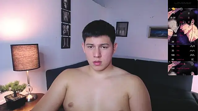 JamesCr  online show from February 4, 2026, 11:44 pm