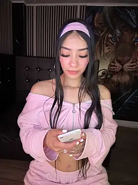 TayylorSexx online show from February 6, 2026, 5:03 am