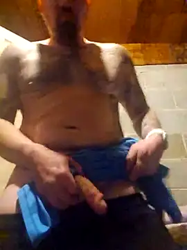 DaddyMac9746 online show from February 20, 2025, 9:11 am