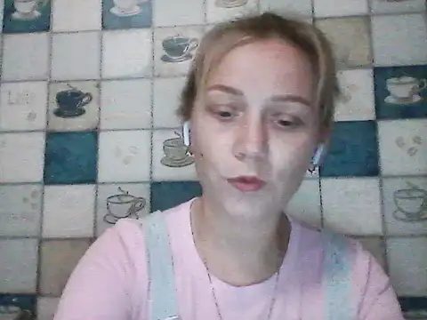 Snapshot of Anna_wey chatting on July 11, 2026, 7:14 pm Anna wey online show from July 11, 2026, 7:14 pm