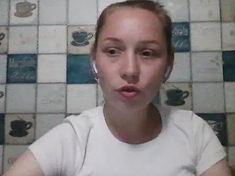 Snapshot of Anna_wey chatting on July 17, 2026, 7:55 pm Anna wey online show from July 17, 2026, 7:55 pm