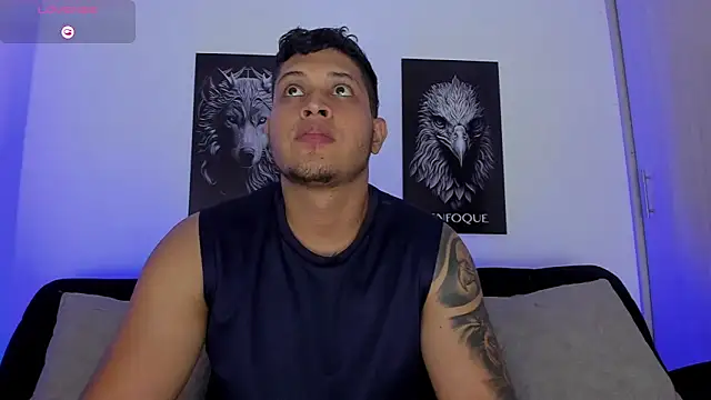 JohanSmith online show from November 12, 2025, 11:08 pm