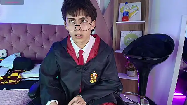 PepperTwink online show from October 18, 2025, 4:09 pm