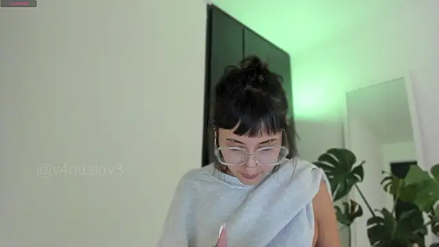 Snapshot of ggor4w33 chatting on February 25, 2026, 5:24 pm ggor4w33 online show from February 25, 2026, 5:24 pm