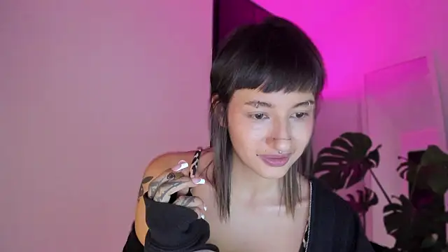 Snapshot of ggor4w33 chatting on February 24, 2026, 10:49 am ggor4w33 online show from February 24, 2026, 10:49 am