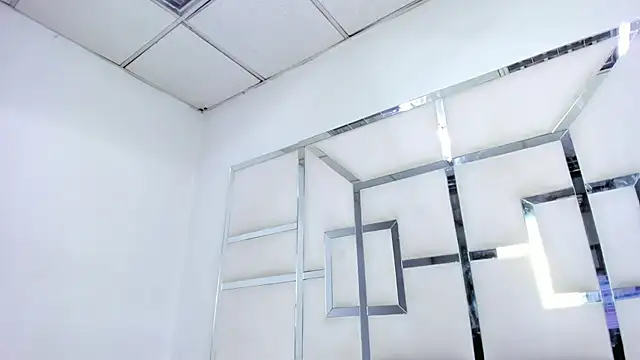 ZoeWan69 online show from March 17, 2026, 1:58 pm