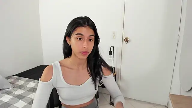 Mazikeen  18 online show from March 20, 2026, 1:45 pm