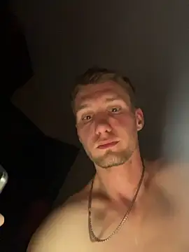 Snapshot of SirVDD chatting on March 19, 2026, 7:14 pm SirVDD online show from March 19, 2026, 7:14 pm