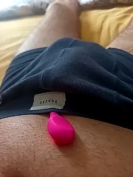 Snapshot of Dam70 chatting on September 21, 2025, 11:59 am Dam70 online show from September 21, 2025, 11:59 am