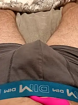 Snapshot of Dam70 chatting on October 24, 2025, 6:29 pm Dam70 online show from October 24, 2025, 6:29 pm