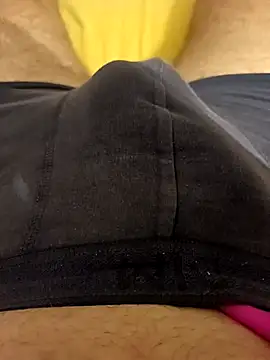 Snapshot of Dam70 chatting on September 24, 2025, 8:04 pm Dam70 online show from September 24, 2025, 8:04 pm