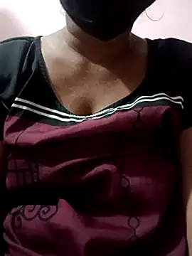 varsha-milky1 online show from March 17, 2025, 8:40 am