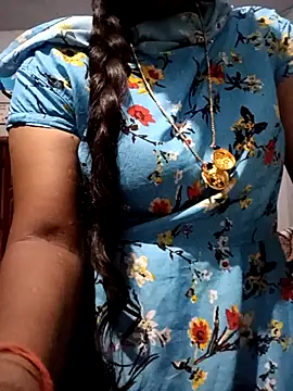 varsha-milky1 online show from October 6, 2025, 9:10 am
