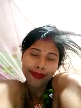 Snapshot of Miss_triha chatting on March 21, 2025, 11:01 pm Miss triha online show from March 21, 2025, 11:01 pm