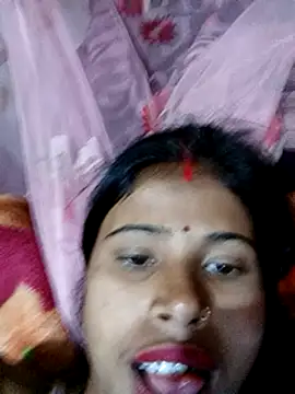 Snapshot of Miss_triha chatting on March 16, 2025, 2:43 am Miss triha online show from March 16, 2025, 2:43 am